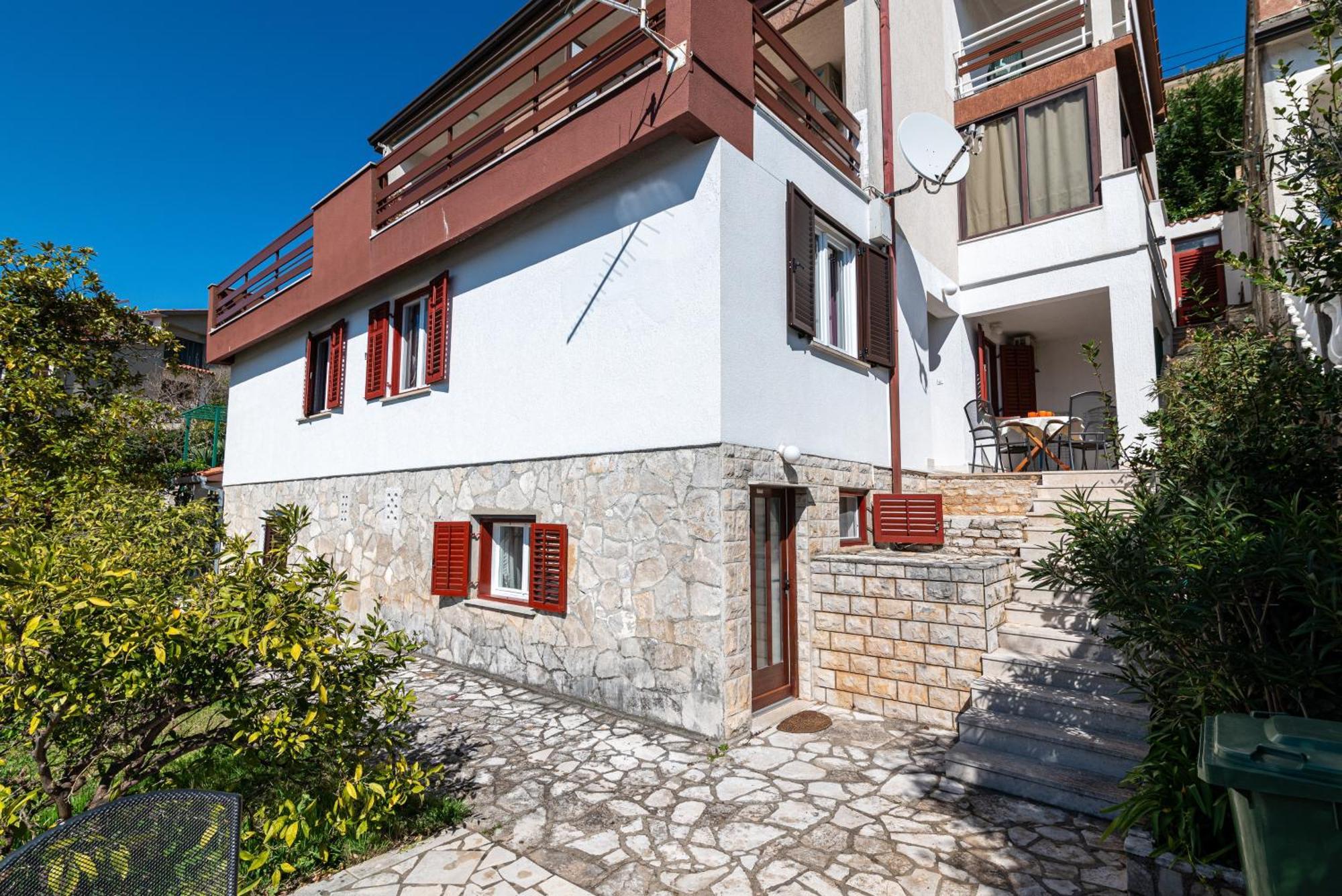 Apartments With A Parking Space Rabac, Labin - 7622 Extérieur photo