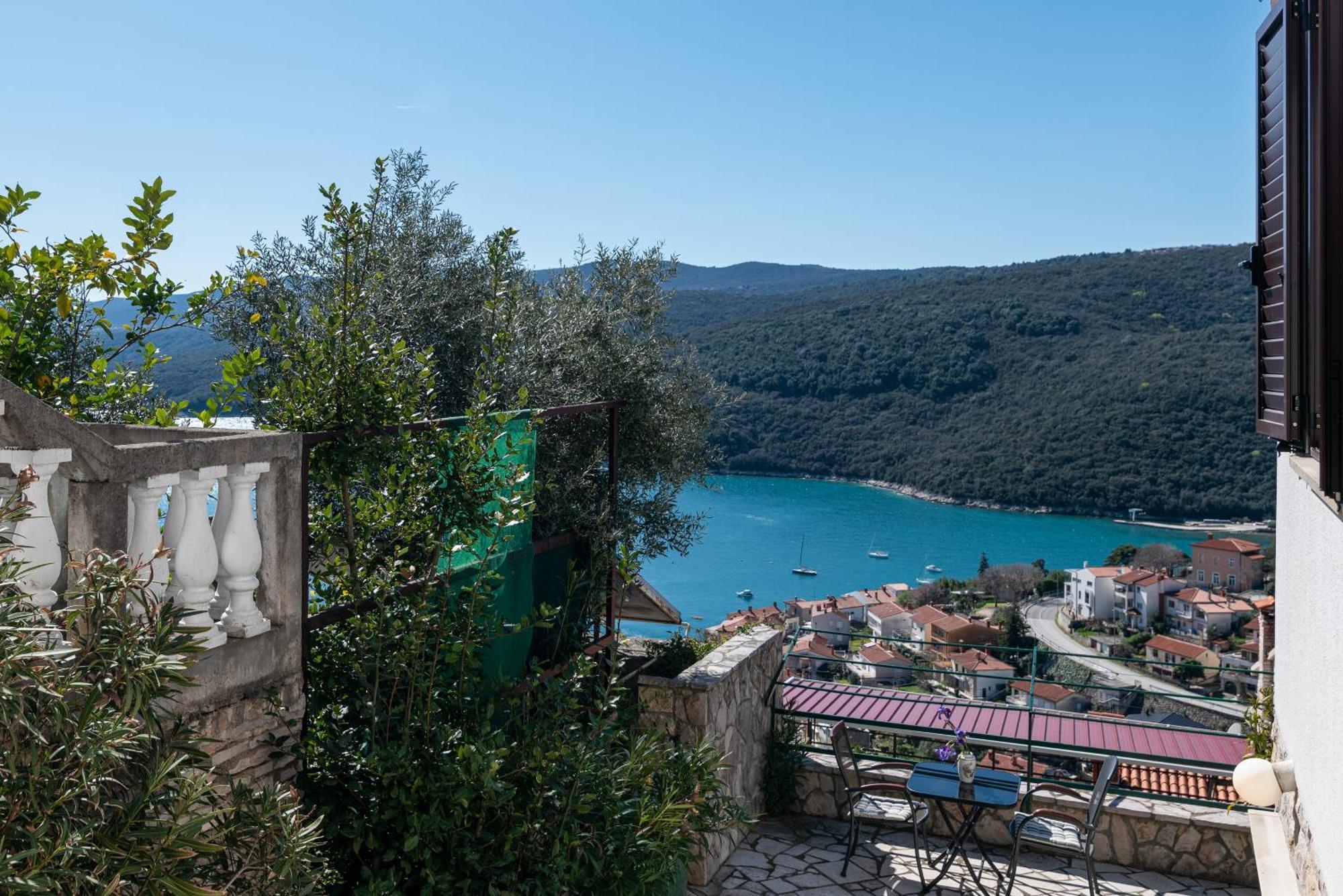 Apartments With A Parking Space Rabac, Labin - 7622 Extérieur photo