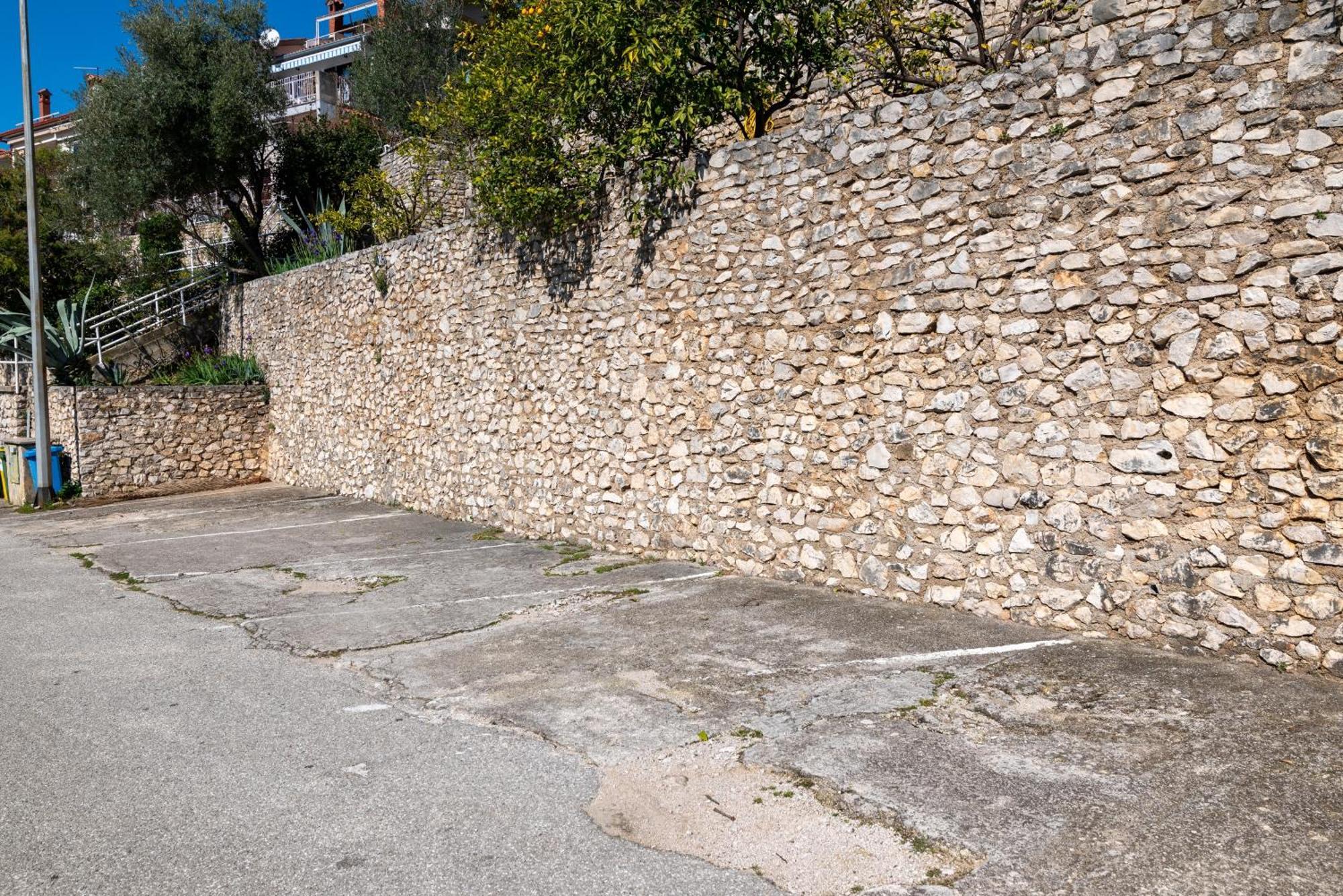 Apartments With A Parking Space Rabac, Labin - 7622 Extérieur photo